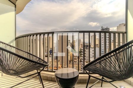 Varanda de kitnet/studio para alugar com 1 quarto, 21m² em República, São Paulo