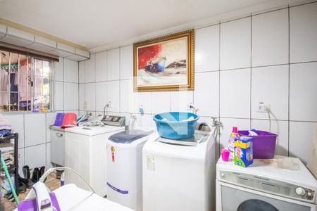 Casa à venda com 350m², 5 quartos e 3 vagas Casa à venda com 350m², 5 quartos e 3 vagasÁrea de Serviço