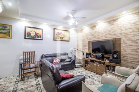 Casa à venda com 350m², 5 quartos e 3 vagas Casa à venda com 350m², 5 quartos e 3 vagasSala