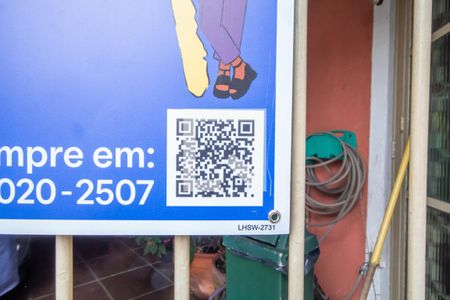 Casa à venda com 350m², 5 quartos e 3 vagas Casa à venda com 350m², 5 quartos e 3 vagasLHSW-2731