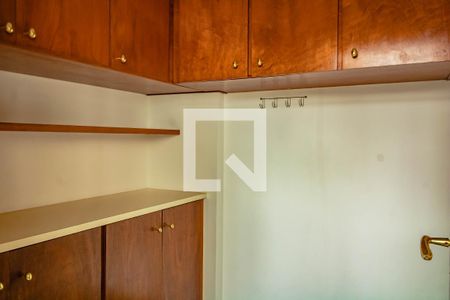 Apartamento à venda com 80m², 2 quartos e 1 vagaÁrea de Serviço