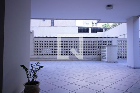 Apartamento à venda com 80m², 2 quartos e 1 vagaÁrea comum