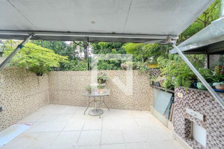 Apartamento à venda com 110m², 3 quartos e sem vagaSacada