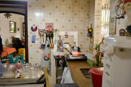 Casa à venda com 219m², 5 quartos e 3 vagas