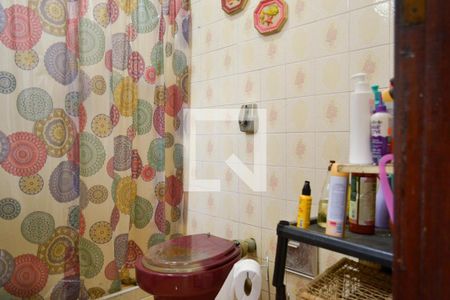 Casa à venda com 219m², 5 quartos e 3 vagas