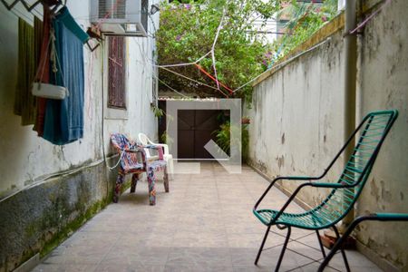 Casa à venda com 219m², 5 quartos e 3 vagas