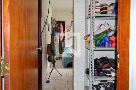 Casa à venda com 219m², 5 quartos e 3 vagas