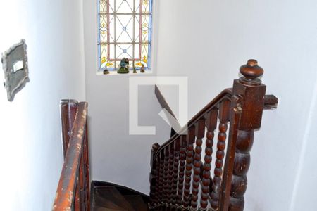 Casa à venda com 219m², 5 quartos e 3 vagas