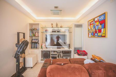 Sala de casa à venda com 3 quartos, 250m² em Planalto Paulista, São Paulo