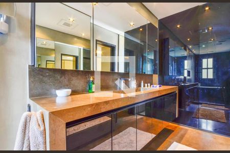 Apartamento à venda com 2 quartos, 390m² em Aclimação, São Paulo