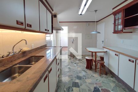 Apartamento à venda com 165m², 2 quartos e 1 vagaCozinha