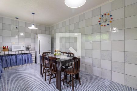 Casa para alugar com 200m², 3 quartos e 2 vagas Casa para alugar com 200m², 3 quartos e 2 vagasCozinha