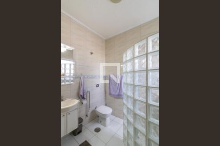 Casa para alugar com 200m², 3 quartos e 2 vagas Casa para alugar com 200m², 3 quartos e 2 vagasBanheiro da Suíte