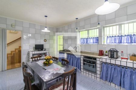 Casa para alugar com 200m², 3 quartos e 2 vagas Casa para alugar com 200m², 3 quartos e 2 vagasCozinha
