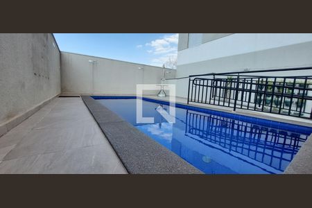 Apartamento para alugar com 52m², 2 quartos e 1 vagaÁrea comum - Piscina