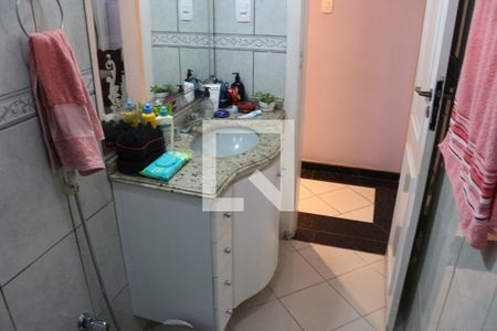 Apartamento à venda com 117m², 3 quartos e 2 vagasBanheiro