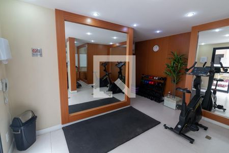 Apartamento para alugar com 55m², 2 quartos e 1 vaga Apartamento para alugar com 55m², 2 quartos e 1 vagaÁrea comum - Academia