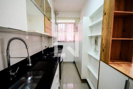 Apartamento para alugar com 55m², 2 quartos e 1 vaga Apartamento para alugar com 55m², 2 quartos e 1 vagaCozinha e Área de Serviço