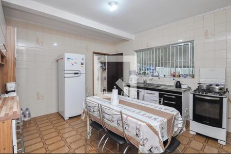 Casa à venda com 180m², 3 quartos e 2 vagas