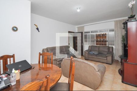 Casa à venda com 180m², 3 quartos e 2 vagas