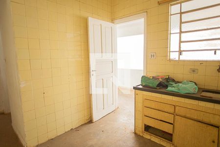 Casa à venda com 280m², 1 quarto e 4 vagas