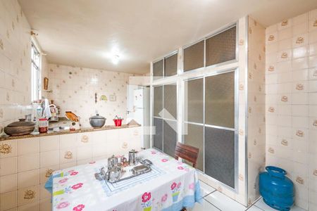 Casa à venda com 170m², 3 quartos e 3 vagas