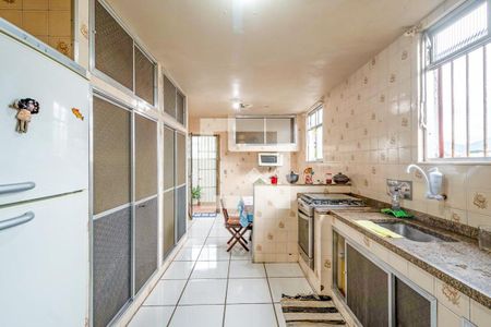 Casa à venda com 170m², 3 quartos e 3 vagas