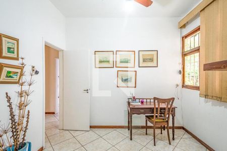 Casa à venda com 170m², 3 quartos e 3 vagas