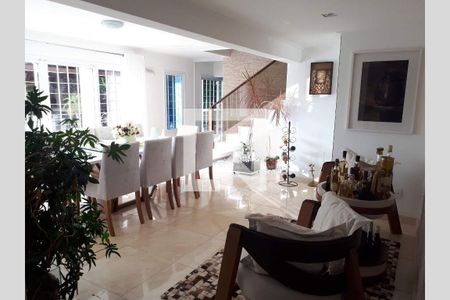 Casa à venda com 450m², 3 quartos e 5 vagas