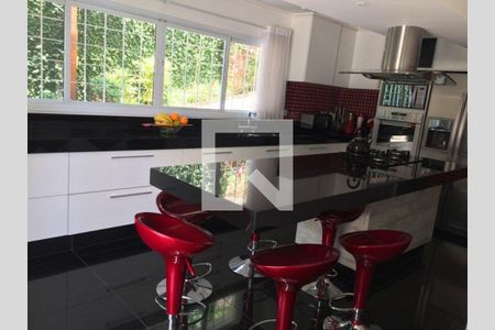 Casa à venda com 450m², 3 quartos e 5 vagas