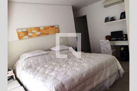 Casa à venda com 3 quartos, 450m² em Vila Romana, São Paulo