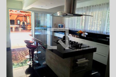 Casa à venda com 450m², 3 quartos e 5 vagas