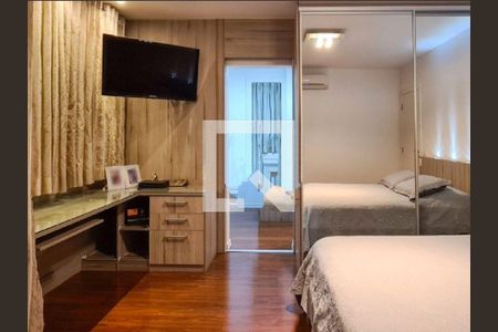 Casa à venda com 4 quartos, 720m² em Barra da Tijuca, Rio de Janeiro