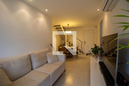 Apartamento à venda com 140m², 2 quartos e 2 vagas Apartamento à venda com 140m², 2 quartos e 2 vagasSala