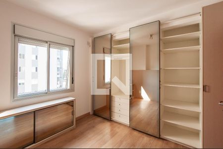 Quarto 1 de apartamento para alugar com 2 quartos, 66m² em Pinheiros, São Paulo