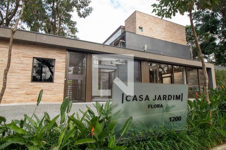 Casa à venda com 416m², 3 quartos e 2 vagasFachada e portaria