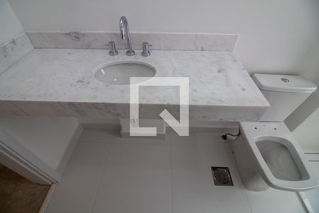 Casa à venda com 416m², 3 quartos e 2 vagasBanheiro