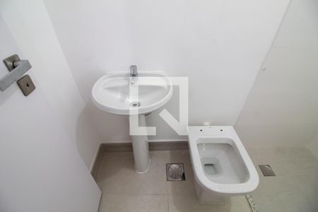 Casa à venda com 416m², 3 quartos e 2 vagasBanheiro de serviço