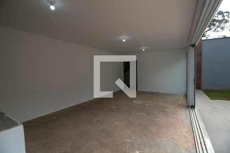 Sala de casa à venda com 3 quartos, 416m² em Jardim dos Estados, São Paulo