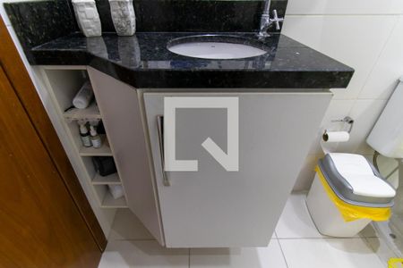 Apartamento para alugar com 57m², 2 quartos e 1 vaga Apartamento para alugar com 57m², 2 quartos e 1 vagaBanheiro