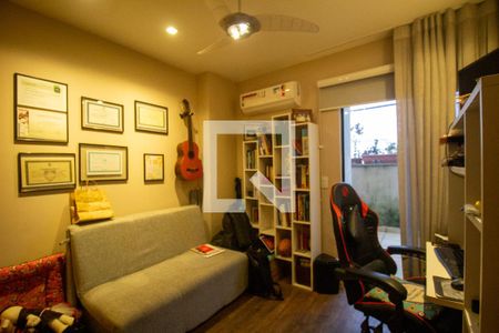 Apartamento à venda com 205m², 4 quartos e 2 vagas Apartamento à venda com 205m², 4 quartos e 2 vagasQuarto 1