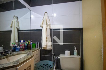 Apartamento à venda com 205m², 4 quartos e 2 vagas Apartamento à venda com 205m², 4 quartos e 2 vagasBanheiro Social