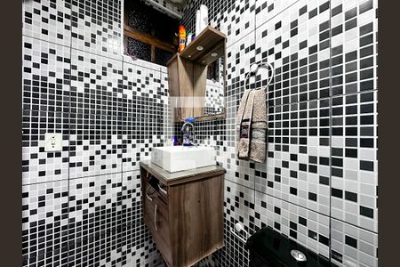 Casa à venda com 120m², 3 quartos e sem vagaBanheiro