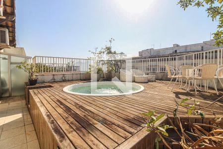 Apartamento à venda com 318m², 3 quartos e 2 vagasTerraço