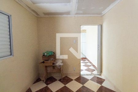 Quarto 1 de casa para alugar com 3 quartos, 100m² em Cangaíba, São Paulo