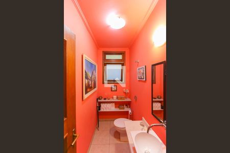 Casa à venda com 302m², 6 quartos e 3 vagasLavabo