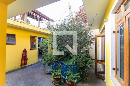 Casa à venda com 302m², 6 quartos e 3 vagasQuintal