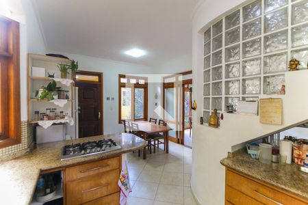 Casa à venda com 302m², 6 quartos e 3 vagasCozinha