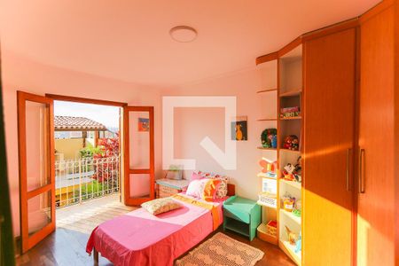 Casa à venda com 302m², 6 quartos e 3 vagasQuarto 2