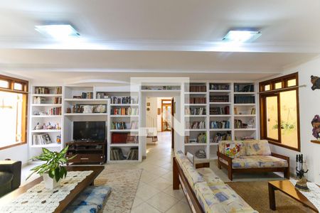 Sala de casa à venda com 6 quartos, 302m² em Super Quadra Morumbi, São Paulo